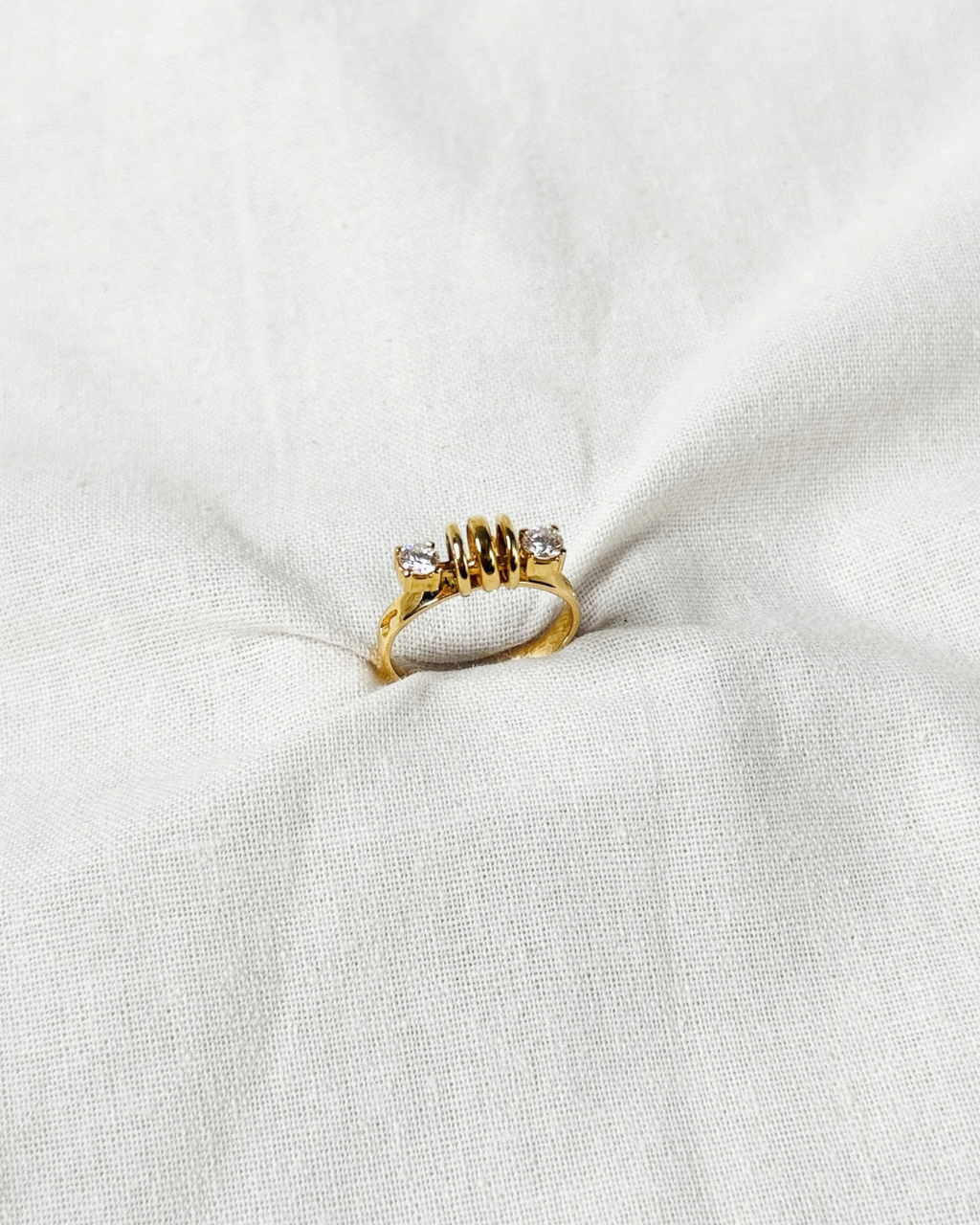 Twin Diamond Ribbon Ring
