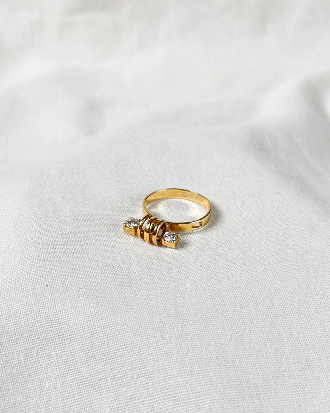 Twin Diamond Ribbon Ring