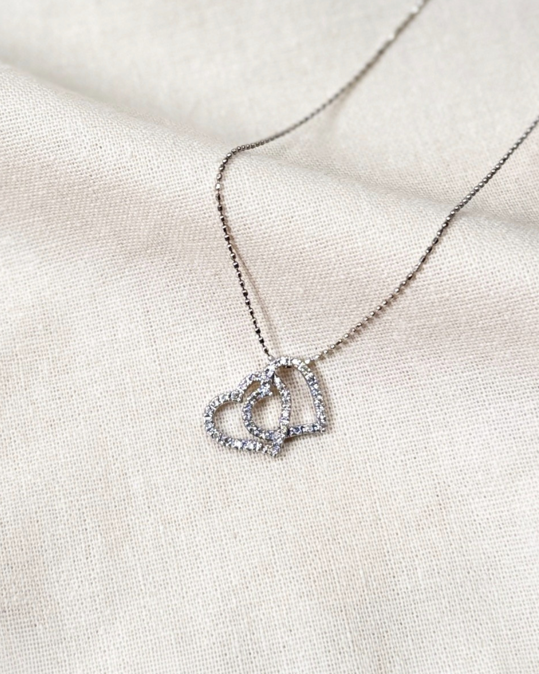 Interlocking Hearts