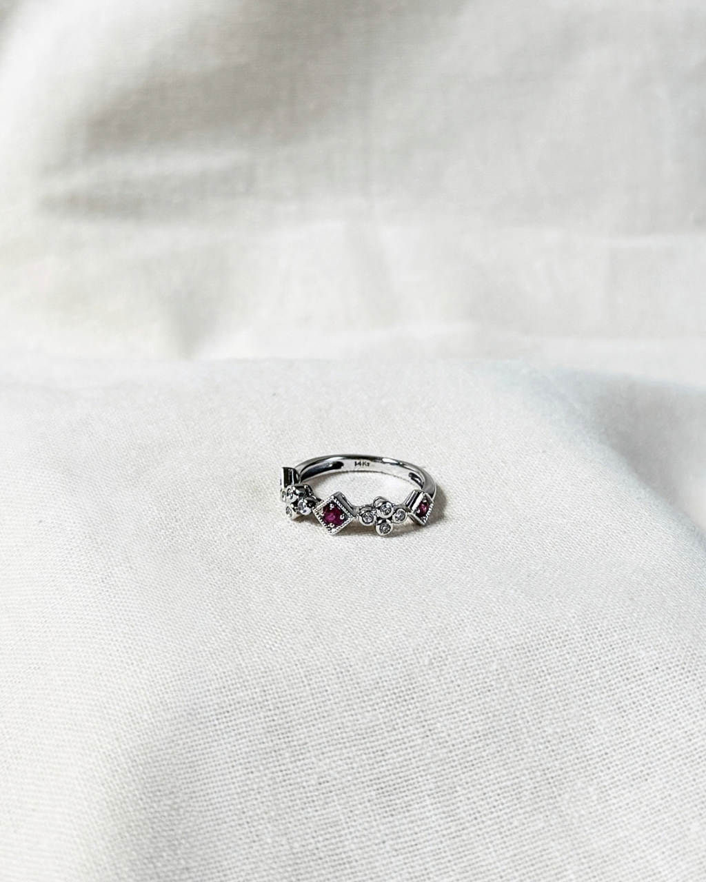 Vintage-Inspired Pink Gemstone Ring