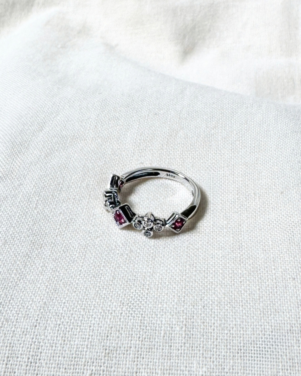 Vintage-Inspired Pink Gemstone Ring